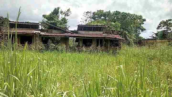 Photo of the sorry state of school building at Ozuitem Community Secondary School, Bende LGA of Abia State