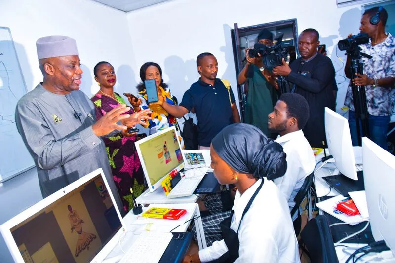 photo shows minister of education inpecting one of the TVET training centres in Abuja during kickoff of the initiative