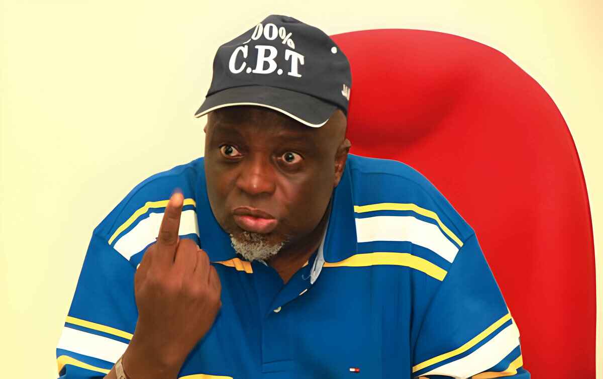 photo of professor-ishaq-oloyede-JAMB boss at an event
